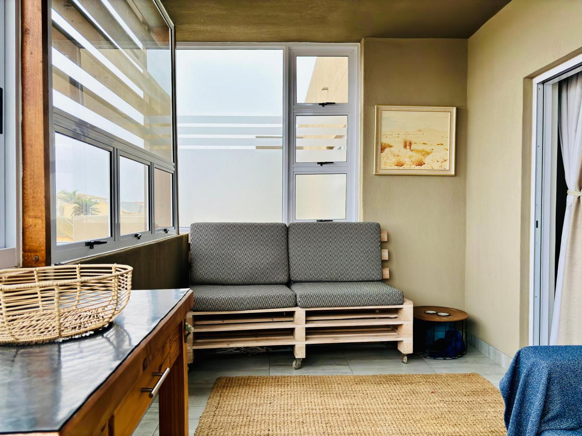 شقة Bright & Stylish Self Catering Swakopmund Cbd المظهر الخارجي الصورة